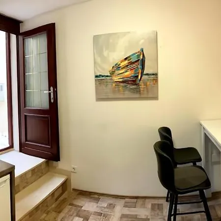 Apartment Mezo Near Diocletian Palace Split