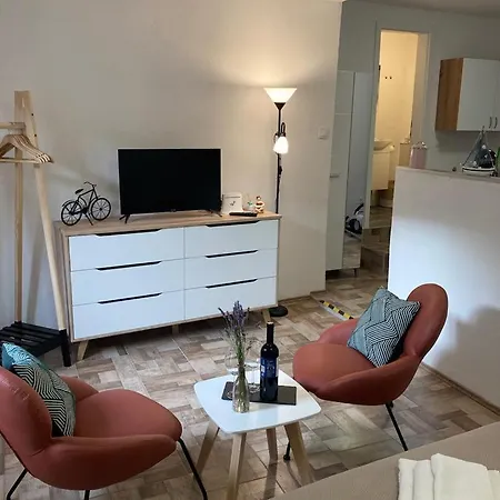 Mezo Near Diocletian Palace Appartement Split